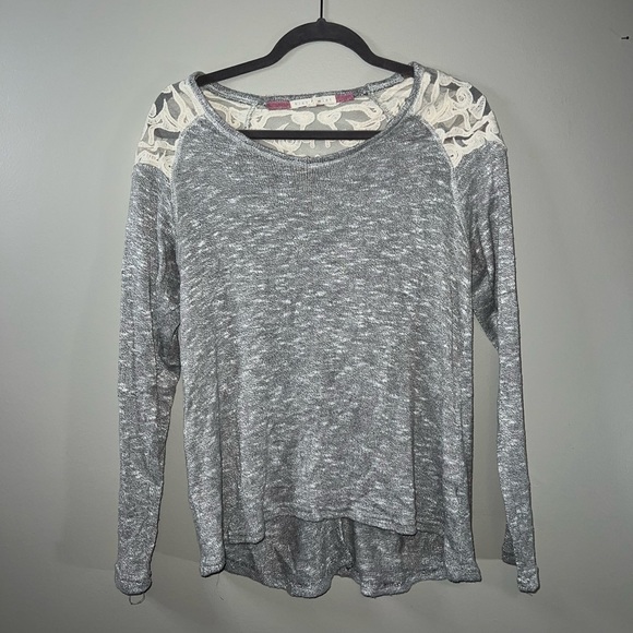 Lace sweater - Picture 1 of 1